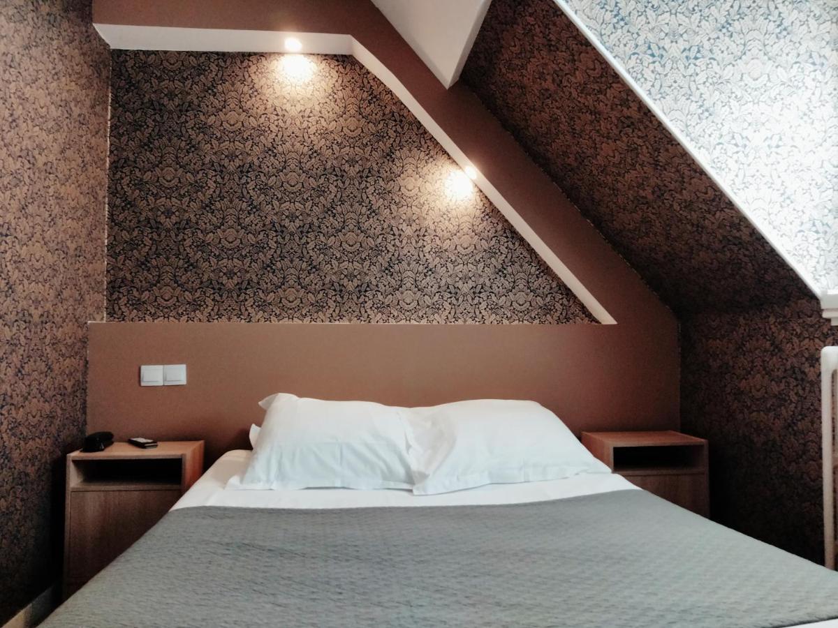 אמיינס Hotel Central Anzac מראה חיצוני תמונה