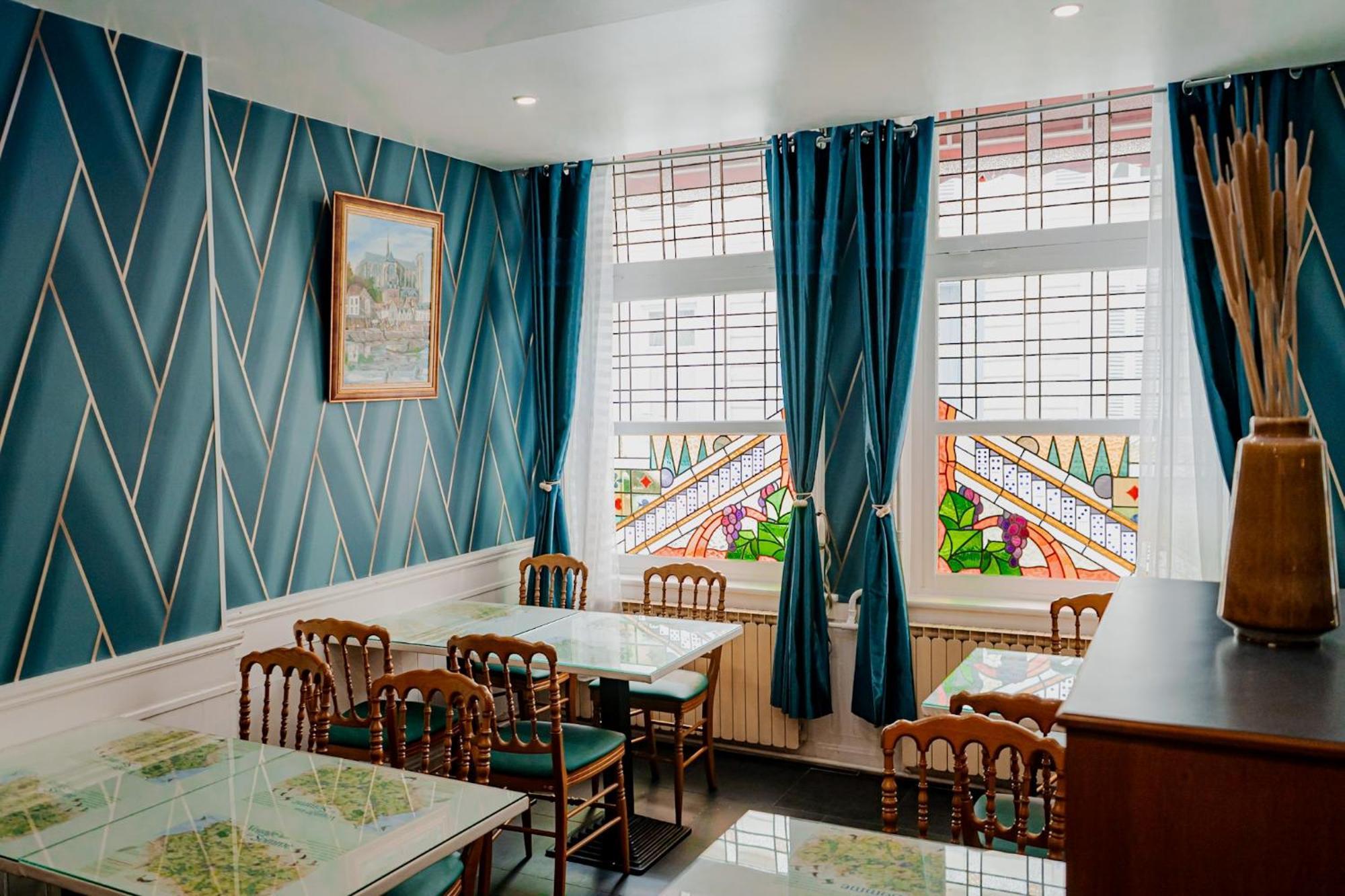 אמיינס Hotel Central Anzac מראה חיצוני תמונה